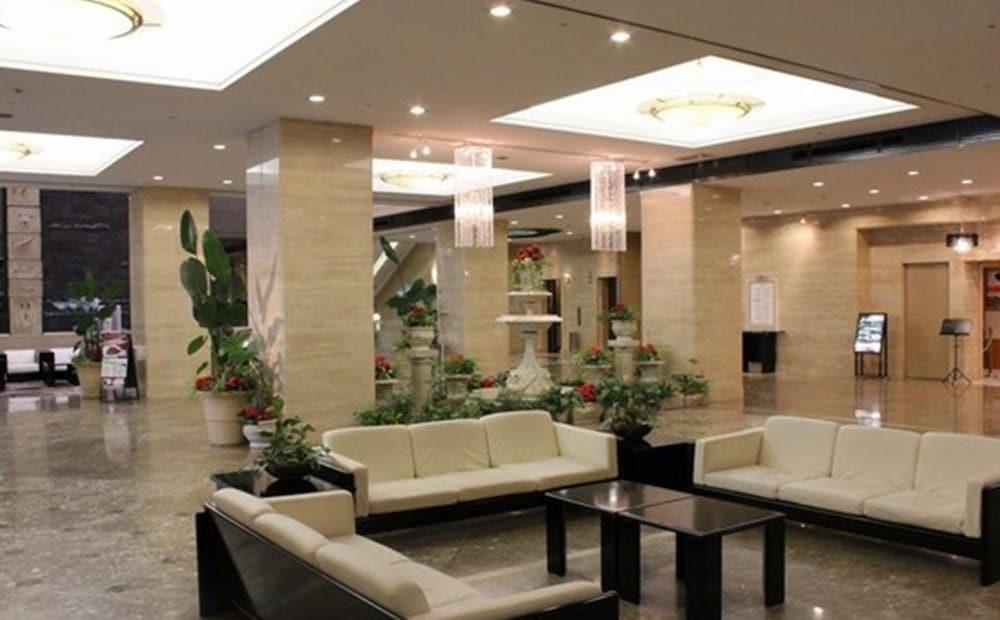 Hotel Nagoya Garden Palace Bagian luar foto