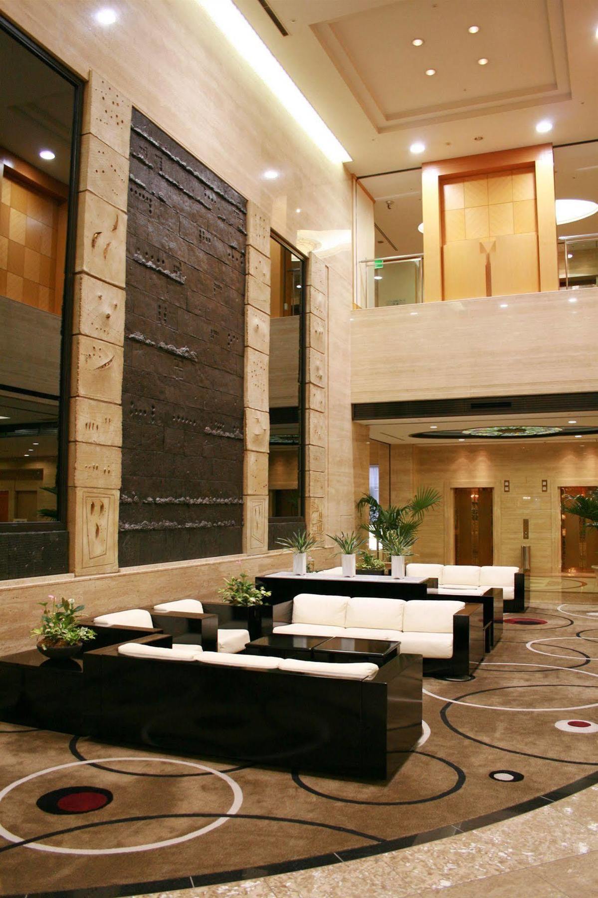 Hotel Nagoya Garden Palace Bagian luar foto