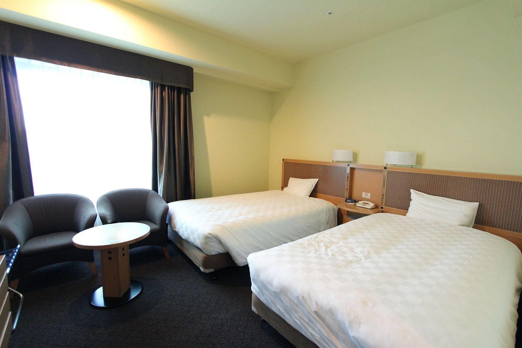 Hotel Nagoya Garden Palace Bagian luar foto