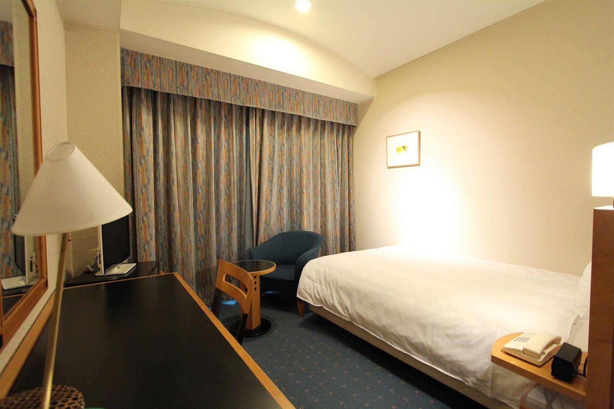 Hotel Nagoya Garden Palace Bagian luar foto