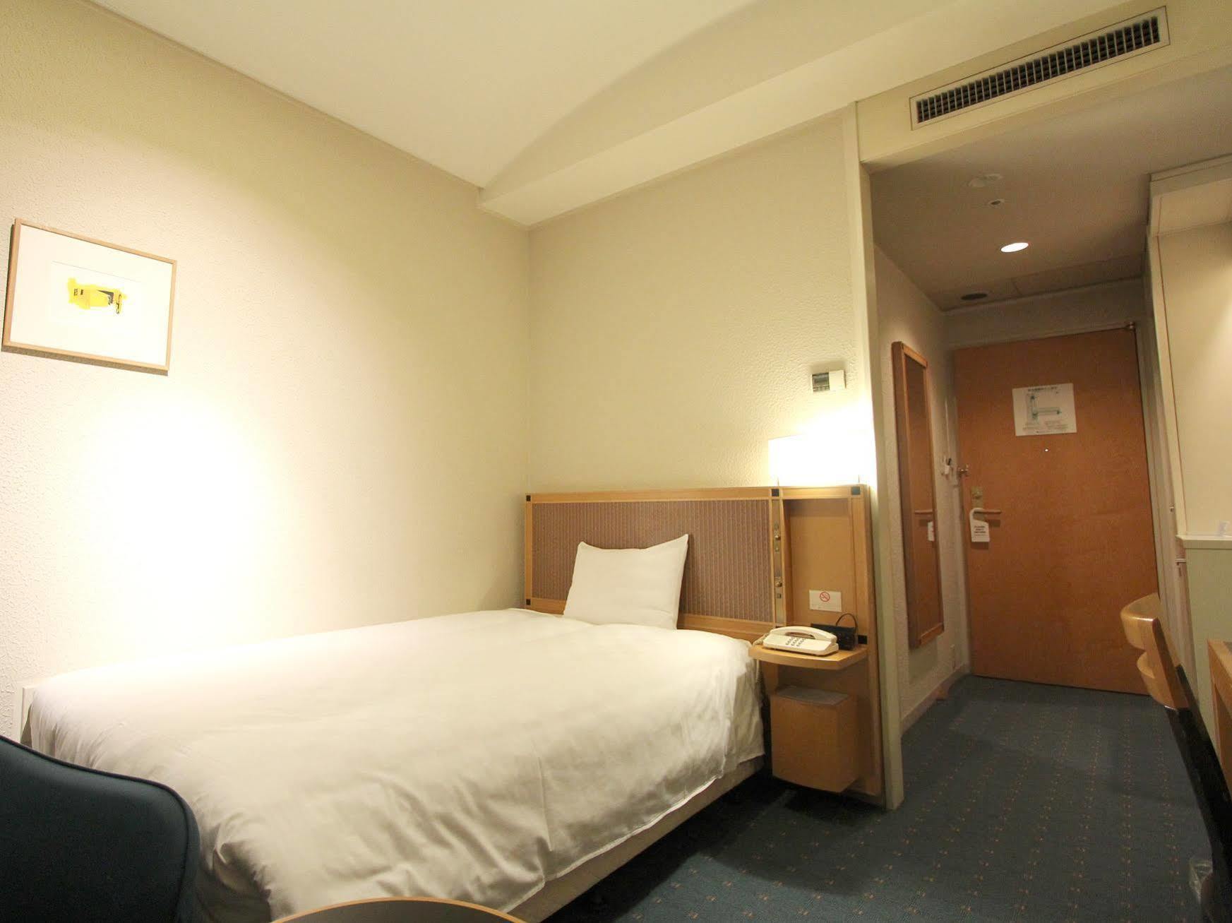 Hotel Nagoya Garden Palace Bagian luar foto