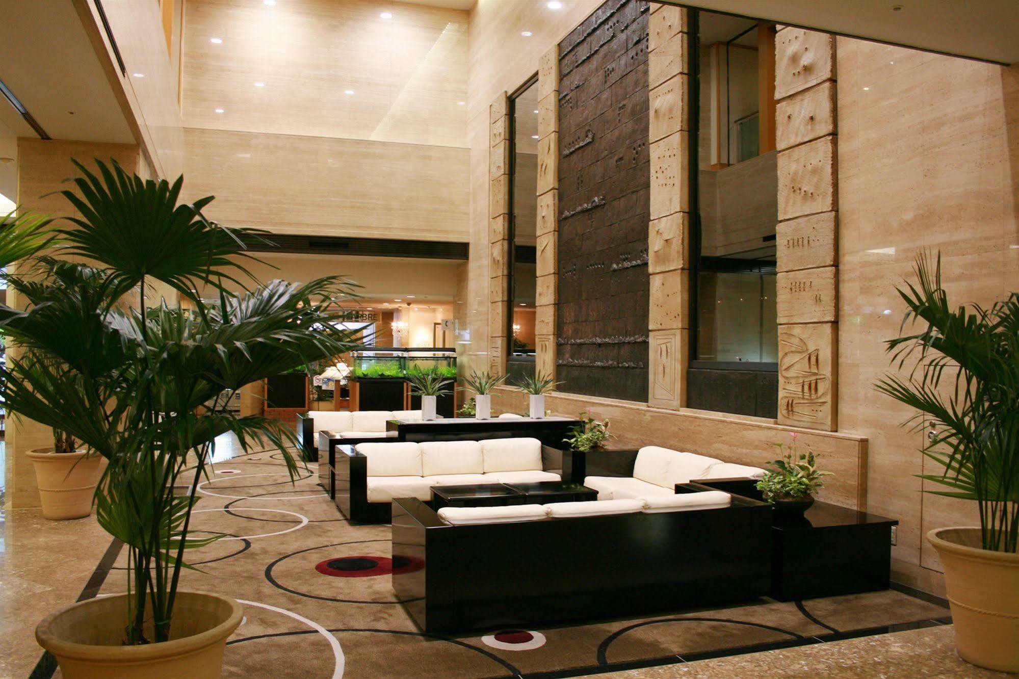 Hotel Nagoya Garden Palace Bagian luar foto
