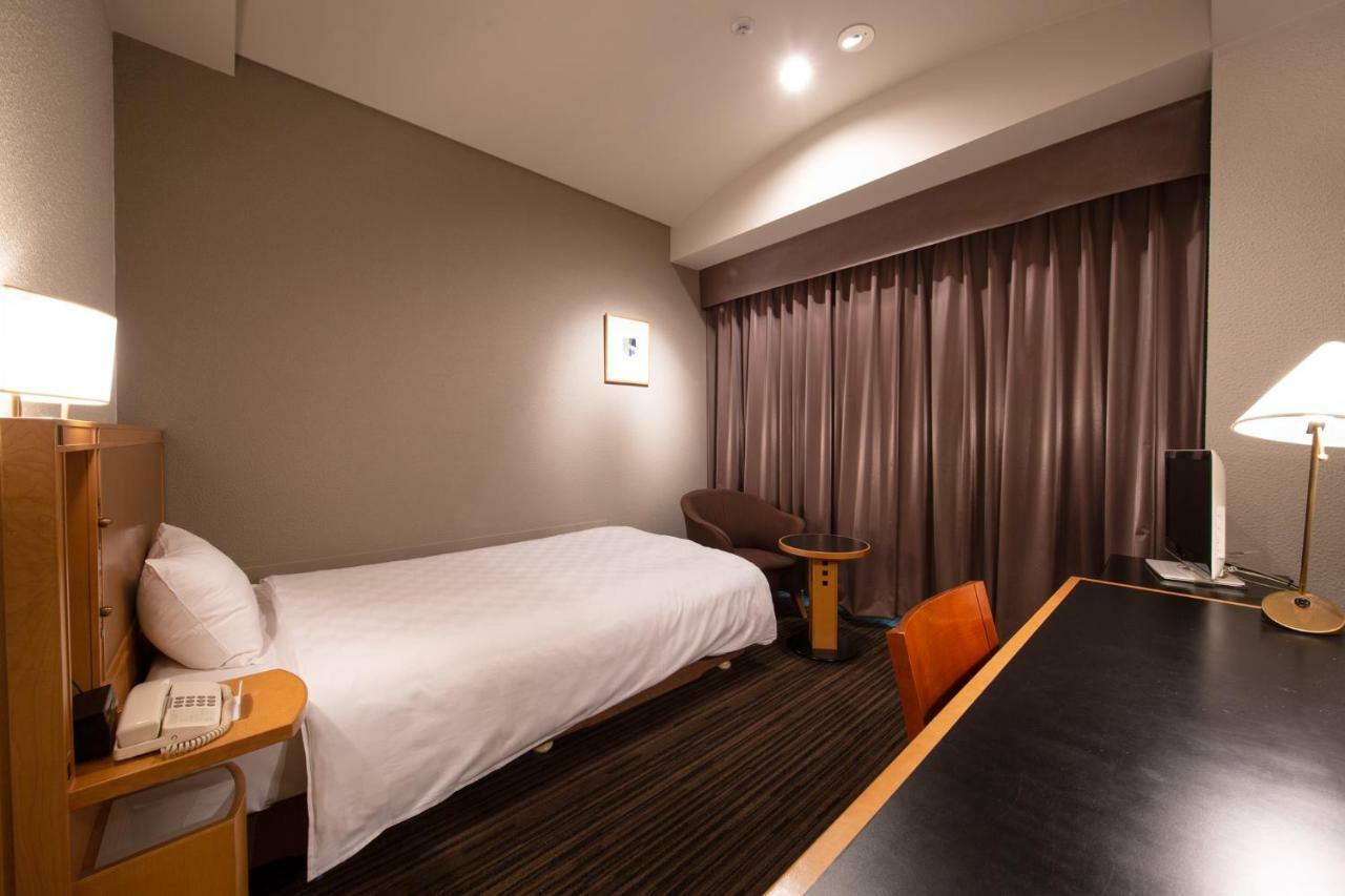 Hotel Nagoya Garden Palace Bagian luar foto
